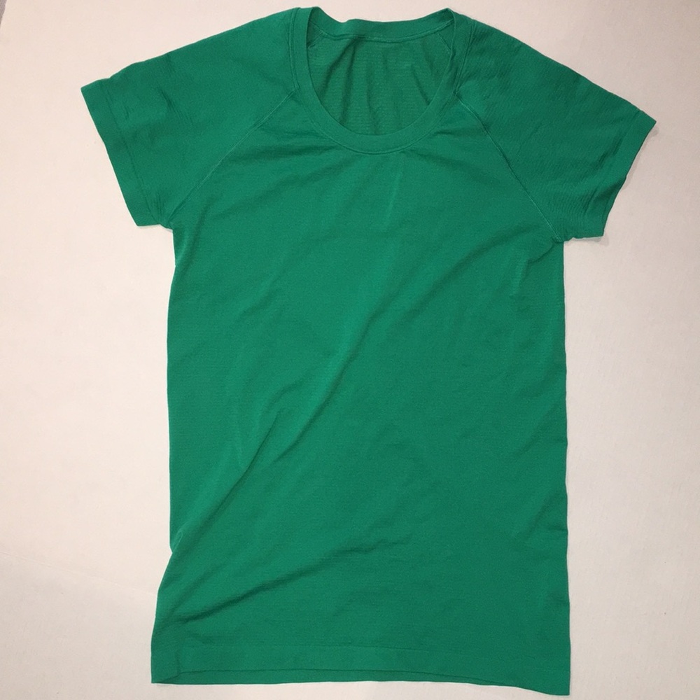Lululemon Green Tee Shirt | Short Sleeve Athletic Top | Size M